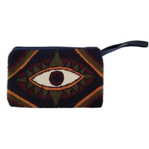 NWT Wuitusu Lea Handmade Wayuu Punch-needle Clutch